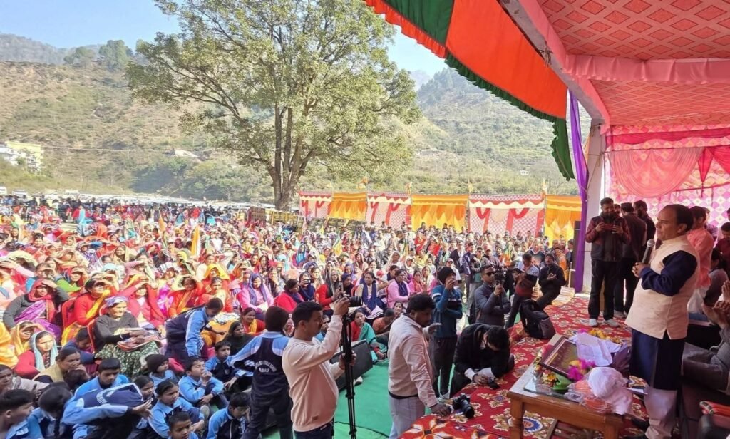 कैबिनेट मंत्री धन सिंह रावत ने पाबौ में 5.70 करोड़ की 39 योजनाओं का किया शिलान्यास