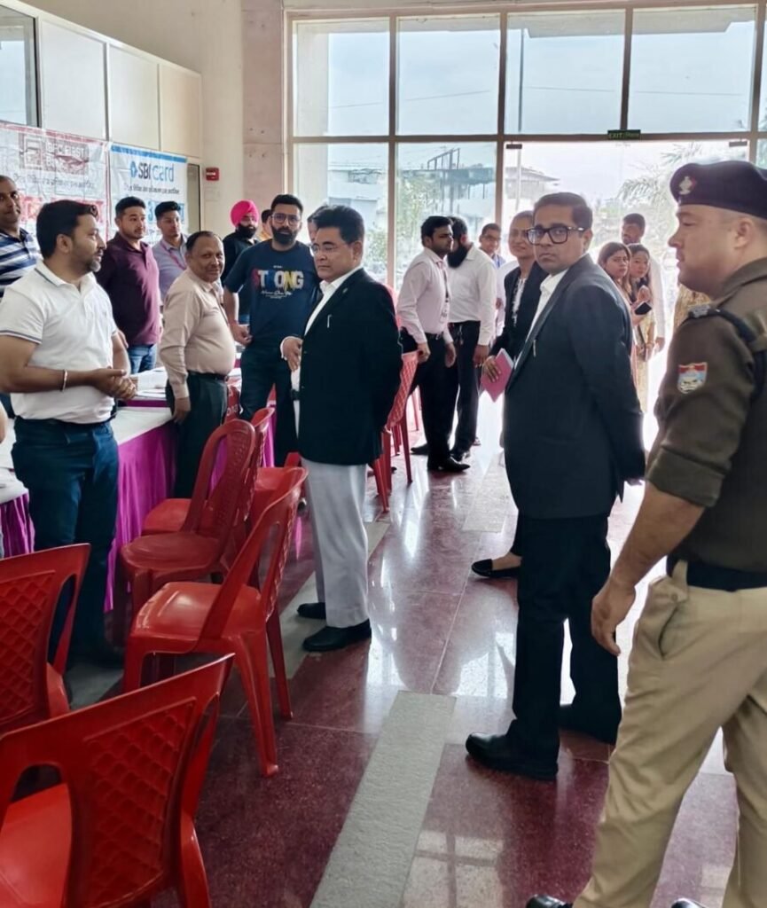 जिला देहरादून में एक ही दिन में राष्ट्रीय लोक अदालत में 12,063 मामलों का निस्तारण