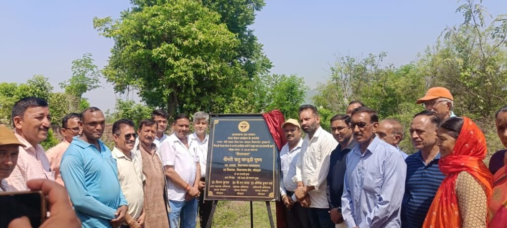 कोटद्वार में विकास कार्यों को मिली गति, झंडीचौड़ उत्तरी में पेयजल योजना का शिलान्यास