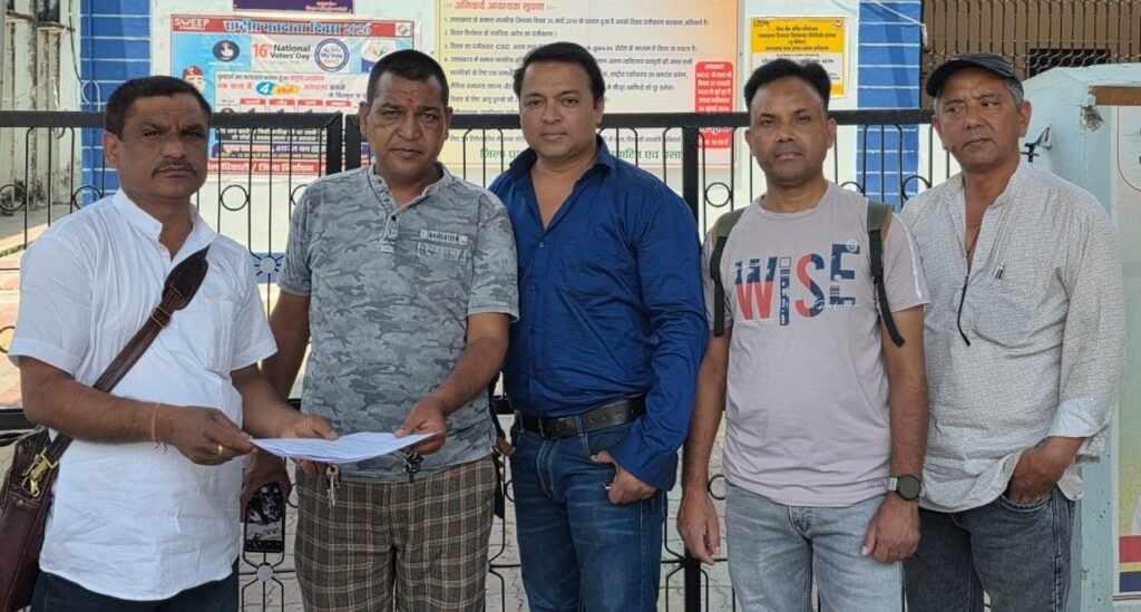 ऑनलाइन दवा बिक्री के विरोध में मेडिकल स्टोरों की सांकेतिक हड़ताल