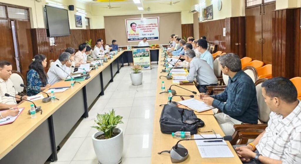 उत्तराखण्ड के सभी विद्यालयों में गठित होंगी एनसीसी, एनएसएस और स्काउट-गाइड इकाइयां: धन सिंह रावत