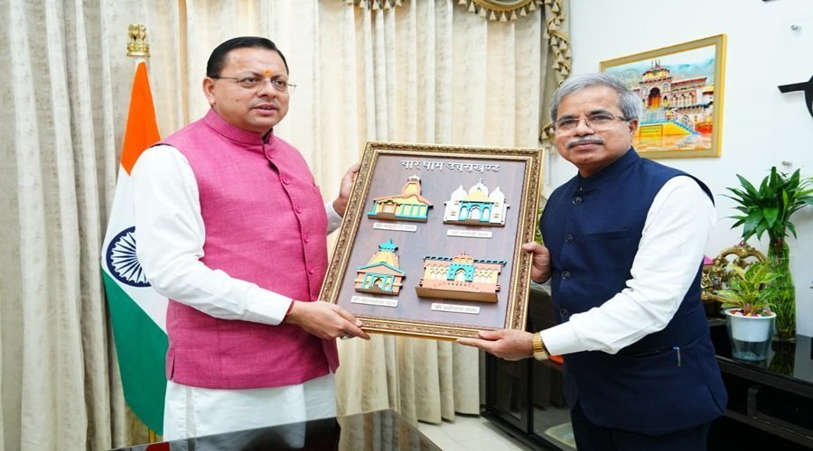 मुख्यमंत्री ने रेलवे बोर्ड अध्यक्ष से की चर्चा, रेल परियोजनाओं में तेजी लाने पर जोर